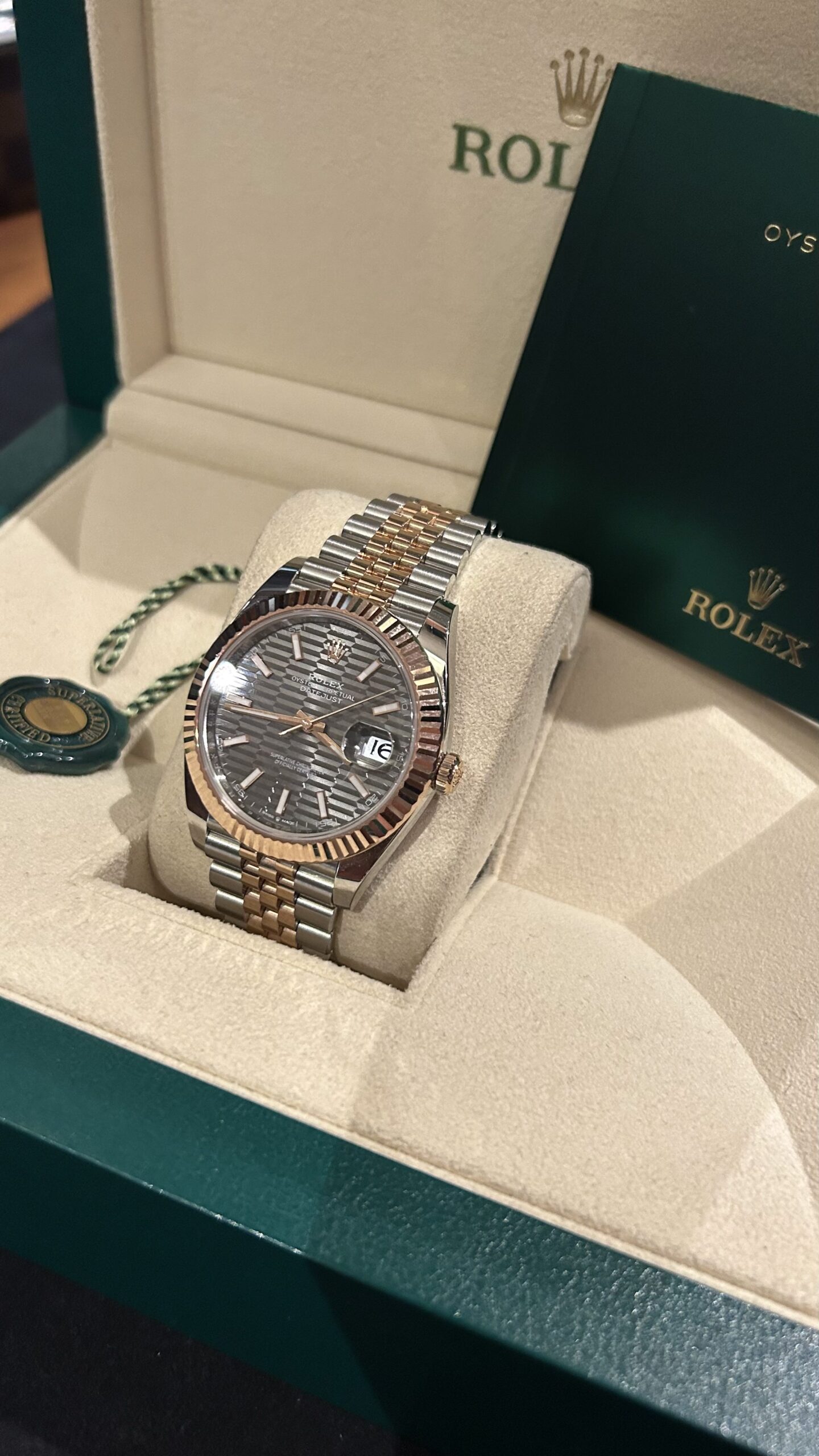 Rolex / Datejust 41 / 2024 3 Rolex Datejust 41 2024 Sıfır - $21,000 - Satılık Lüks Saat