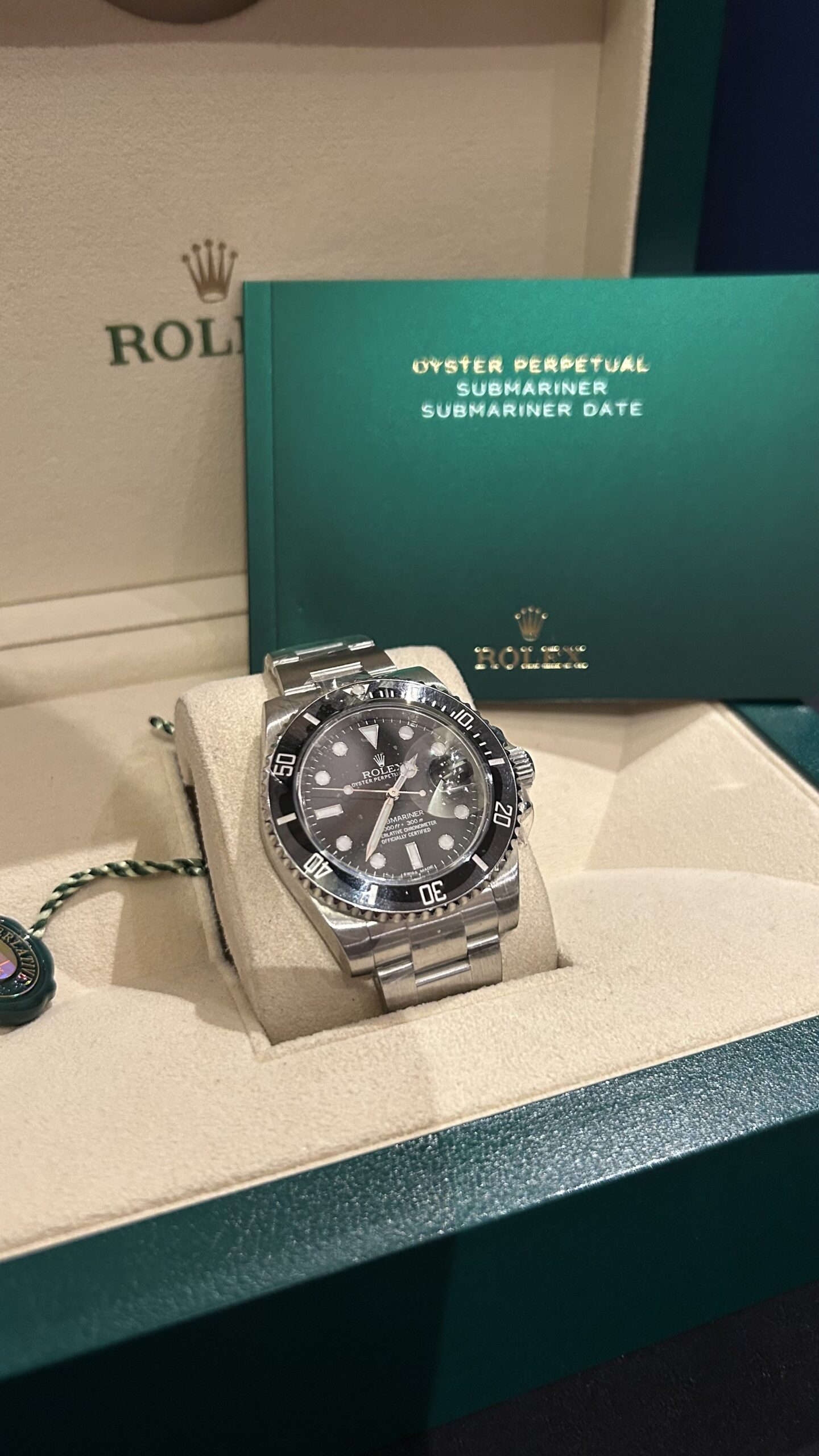 Rolex / Submariner Date / 2025 8 Rolex Submariner Date 2025 Sıfır - $16,500 - Satılık Lüks Saat